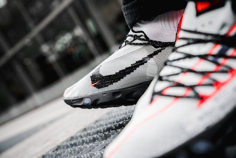 React wr ispa on on sale feet